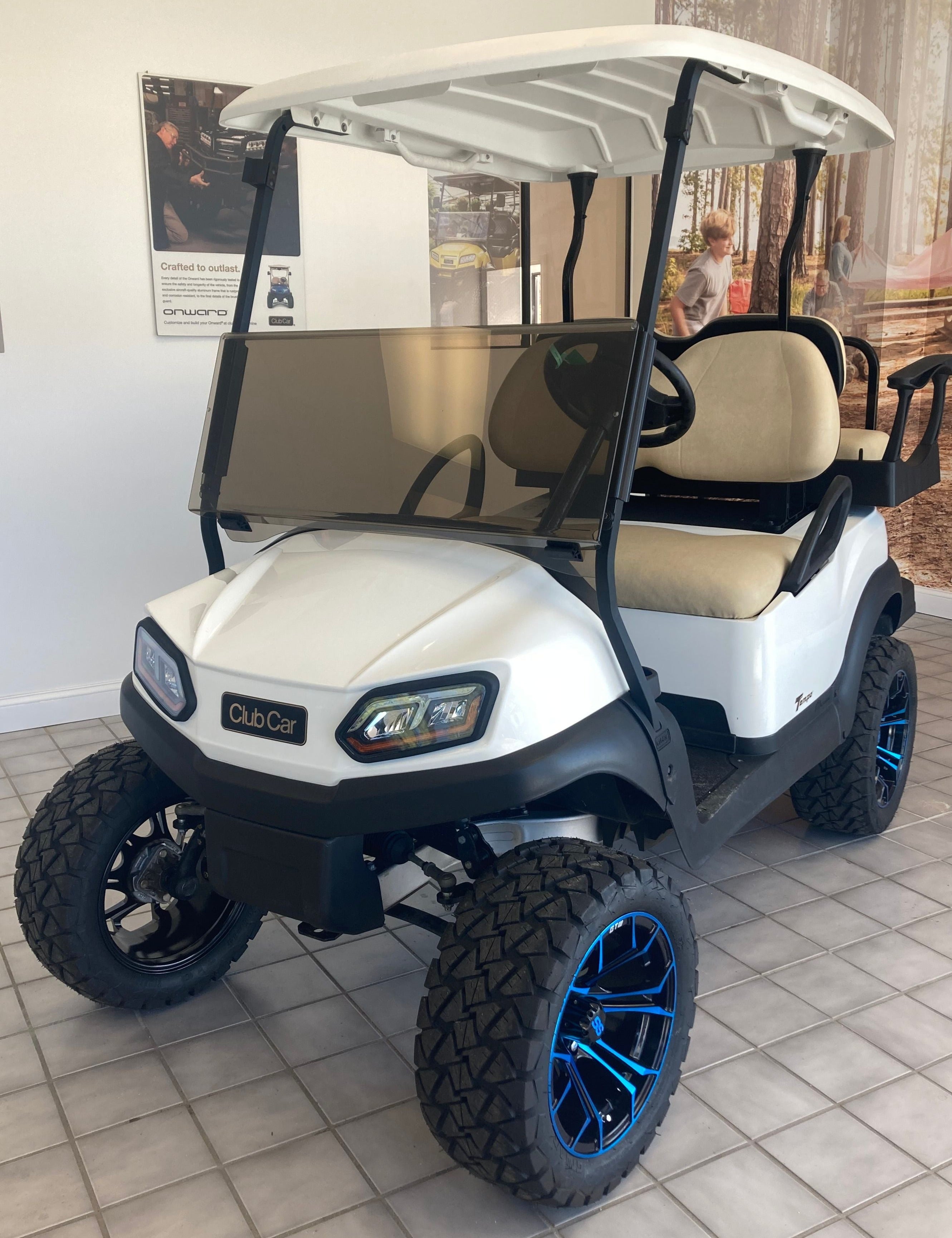 2018 ELE TEMPO WHITE LIFTED 4PASS LIGHTS 2022 BATTERIES