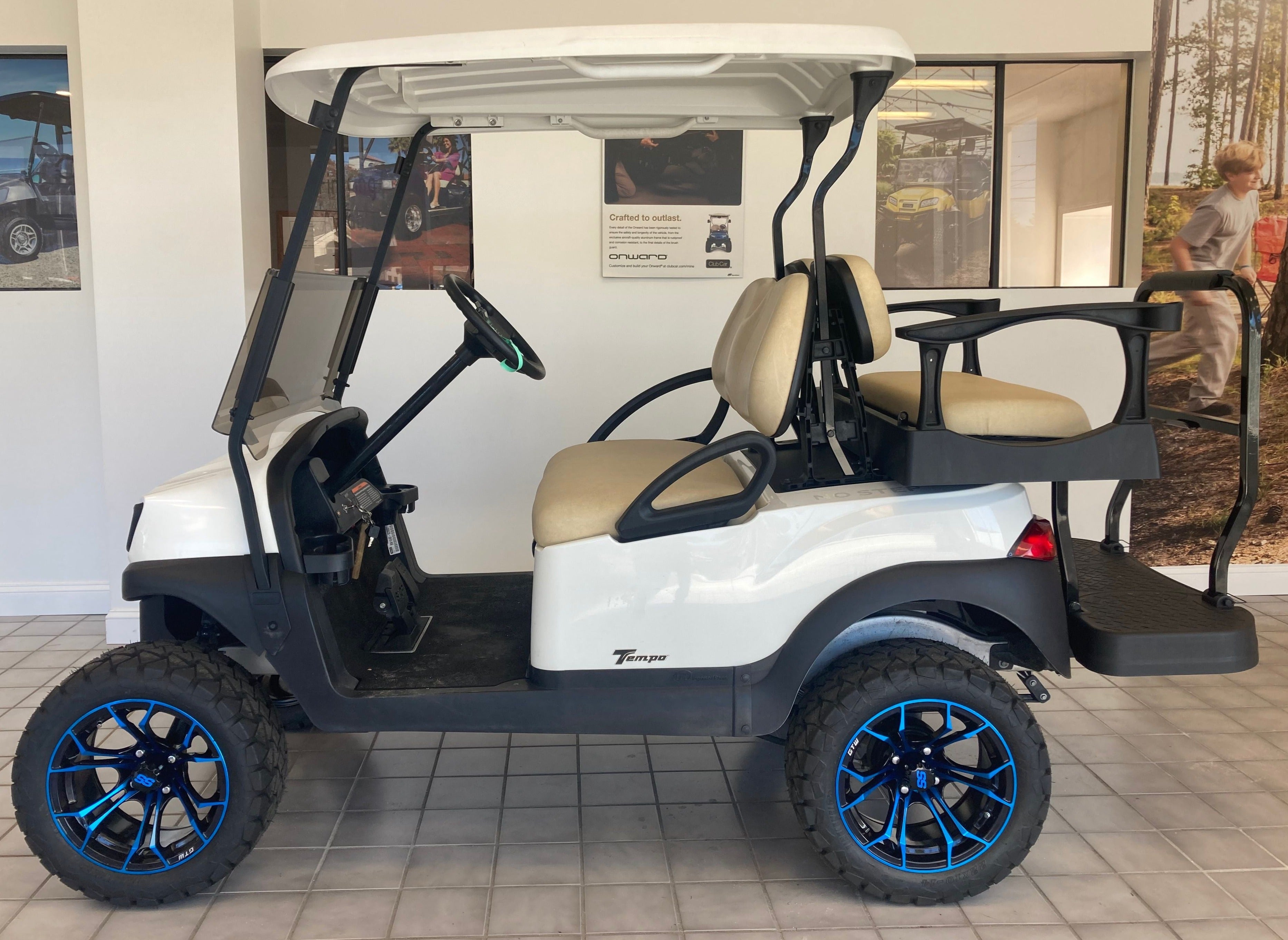 2018 ELE TEMPO WHITE LIFTED 4PASS LIGHTS 2022 BATTERIES