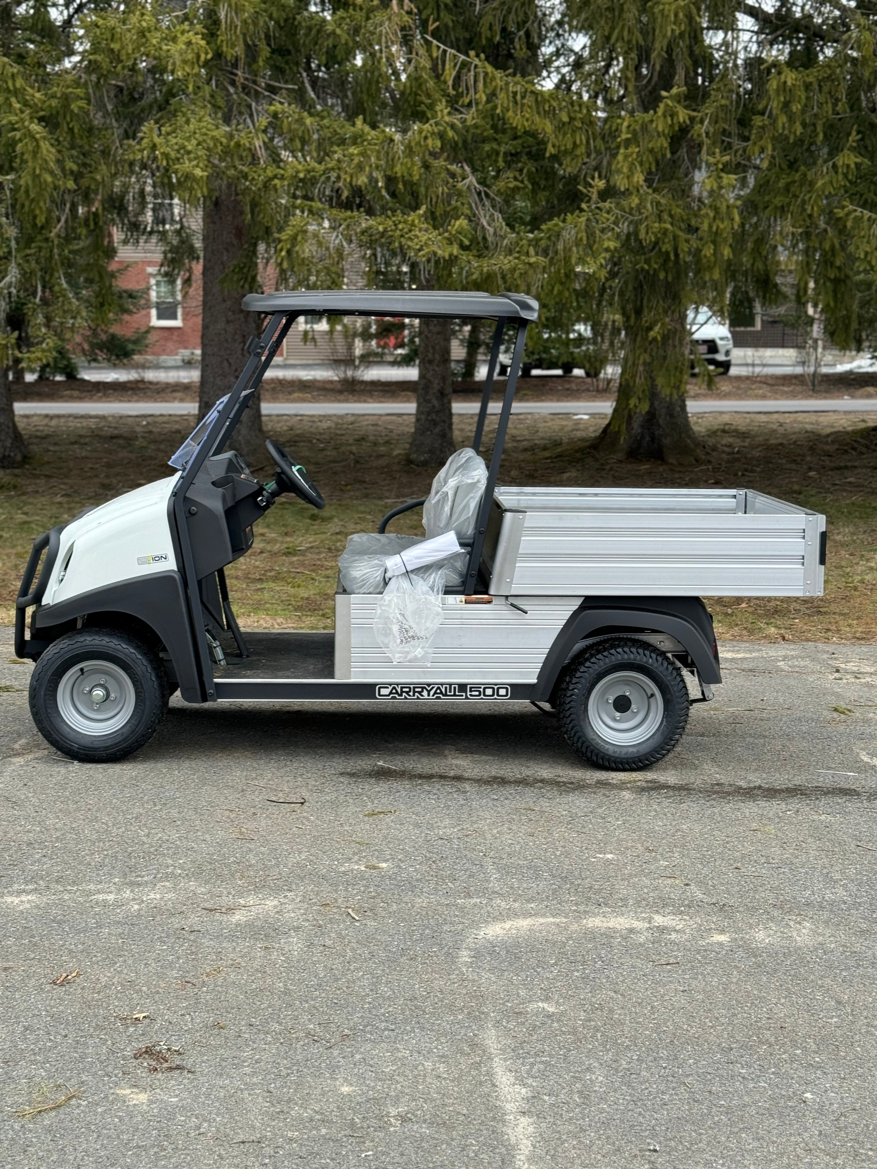 2024 CARRYALL 500 LITHIUM ION WHITE CANOPY TOP DELUXE LIGHTS
