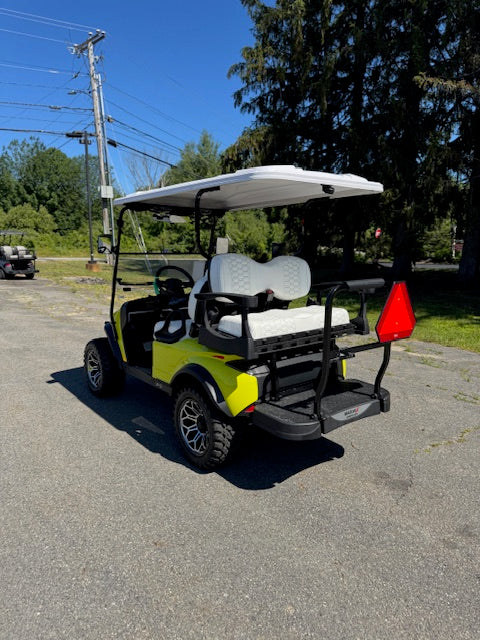 New null Madjax XSeries Lithium 4 Passengers