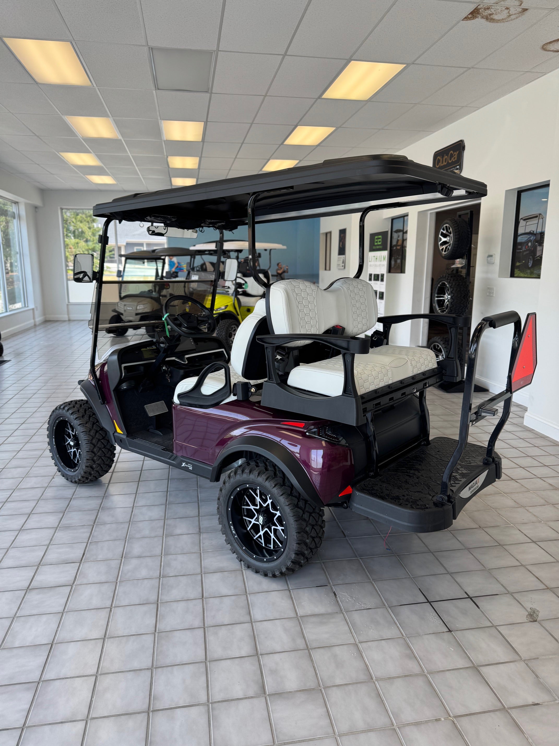 New null Madjax XSeries Lithium 4 Passengers