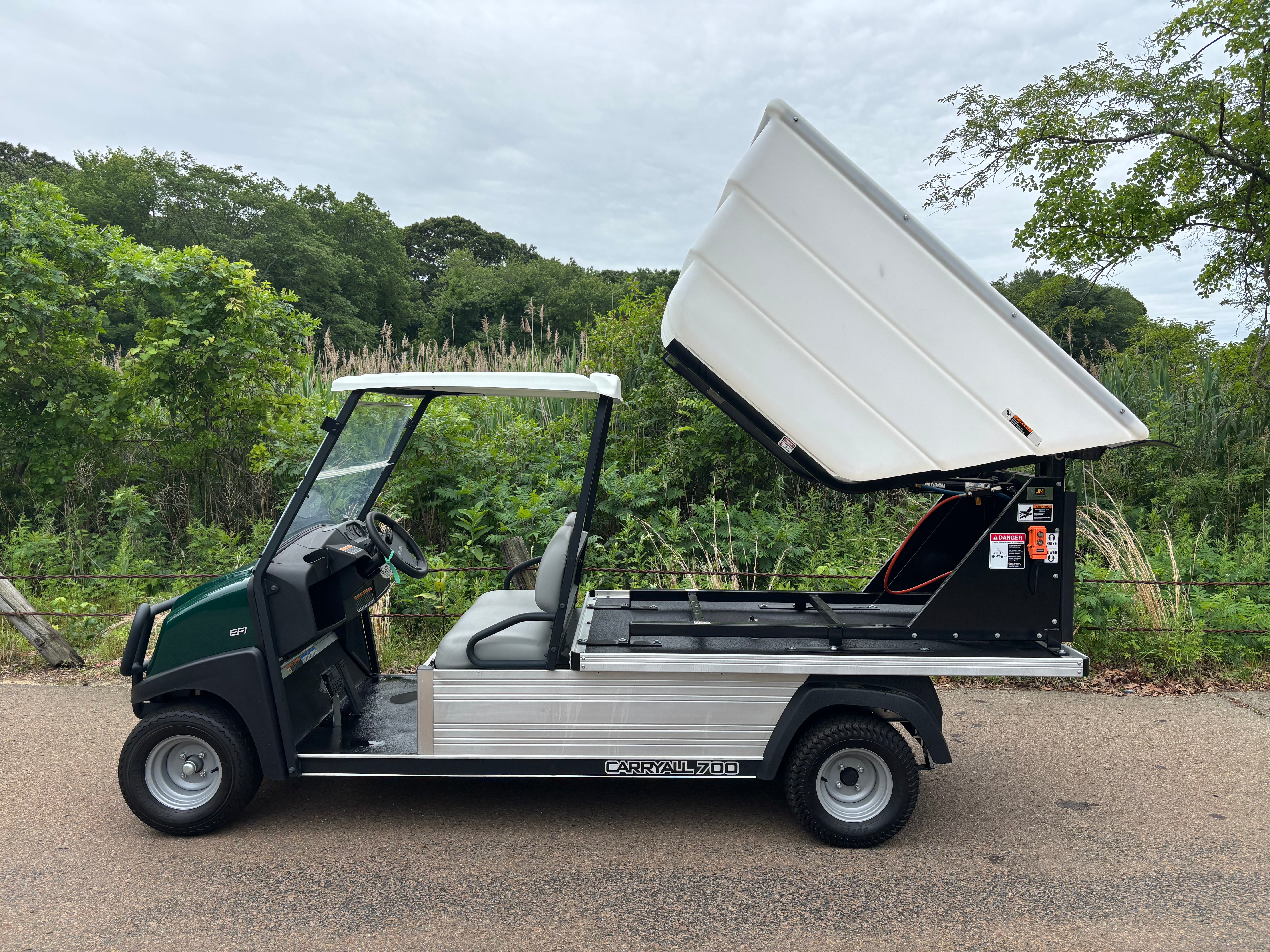2024 CARRYALL 700 GAS GREEN CANOPY TOP HIGH DUMP REFUSE