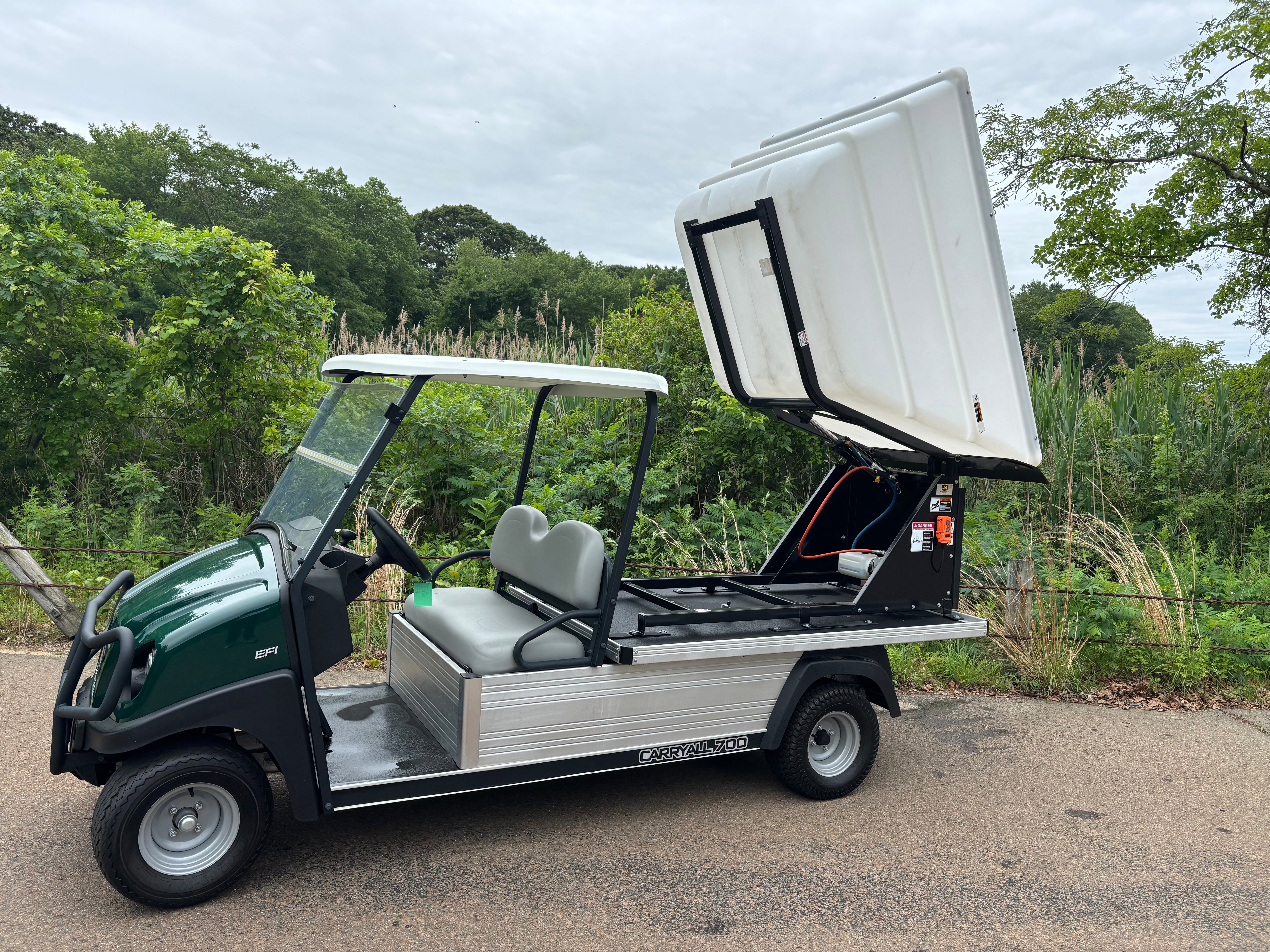New 2024 Club Car Carryall 700 Gas 2 Passengers