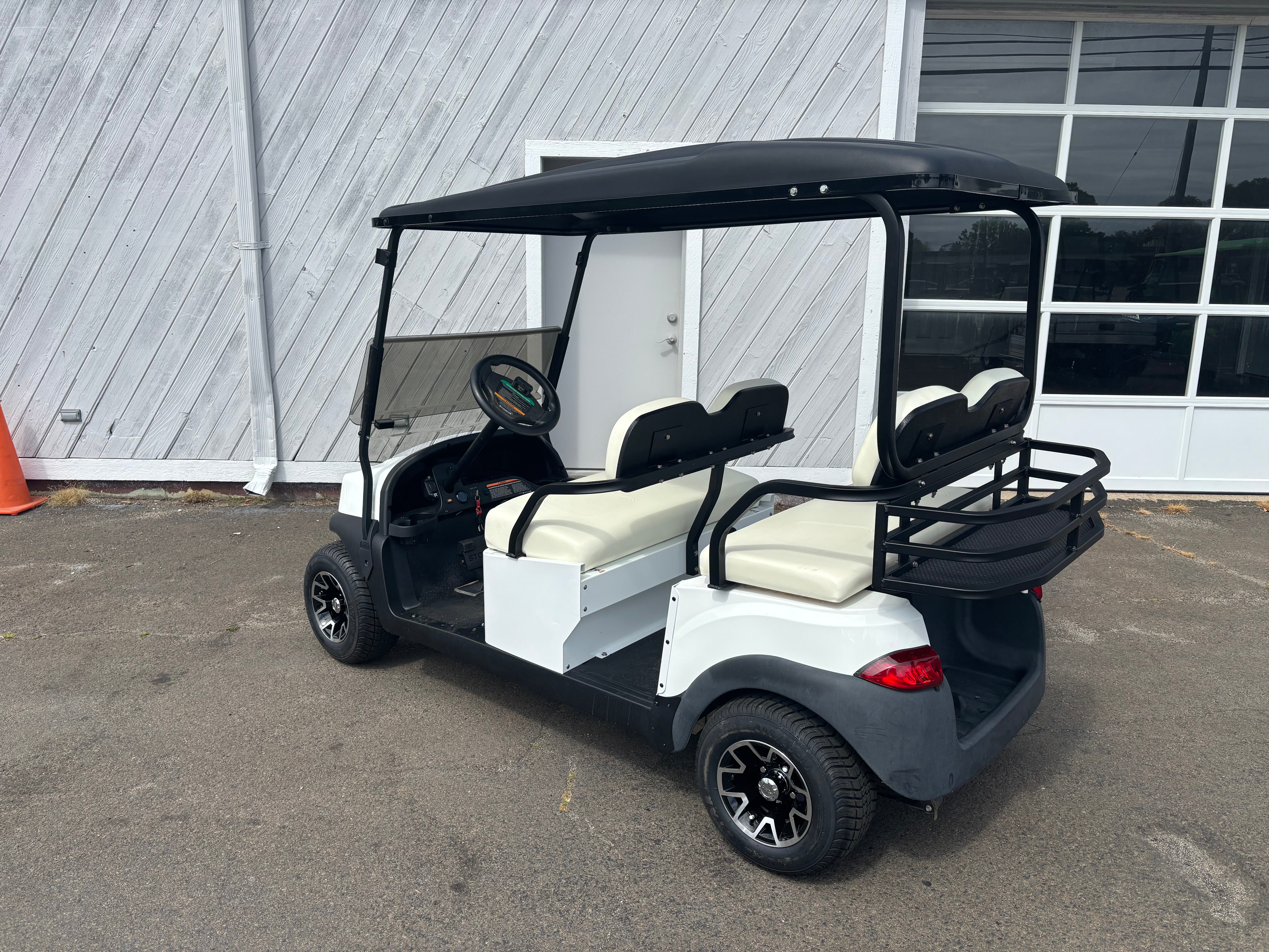 Used 2019 Club Car Tempo Lithium 4 Passengers