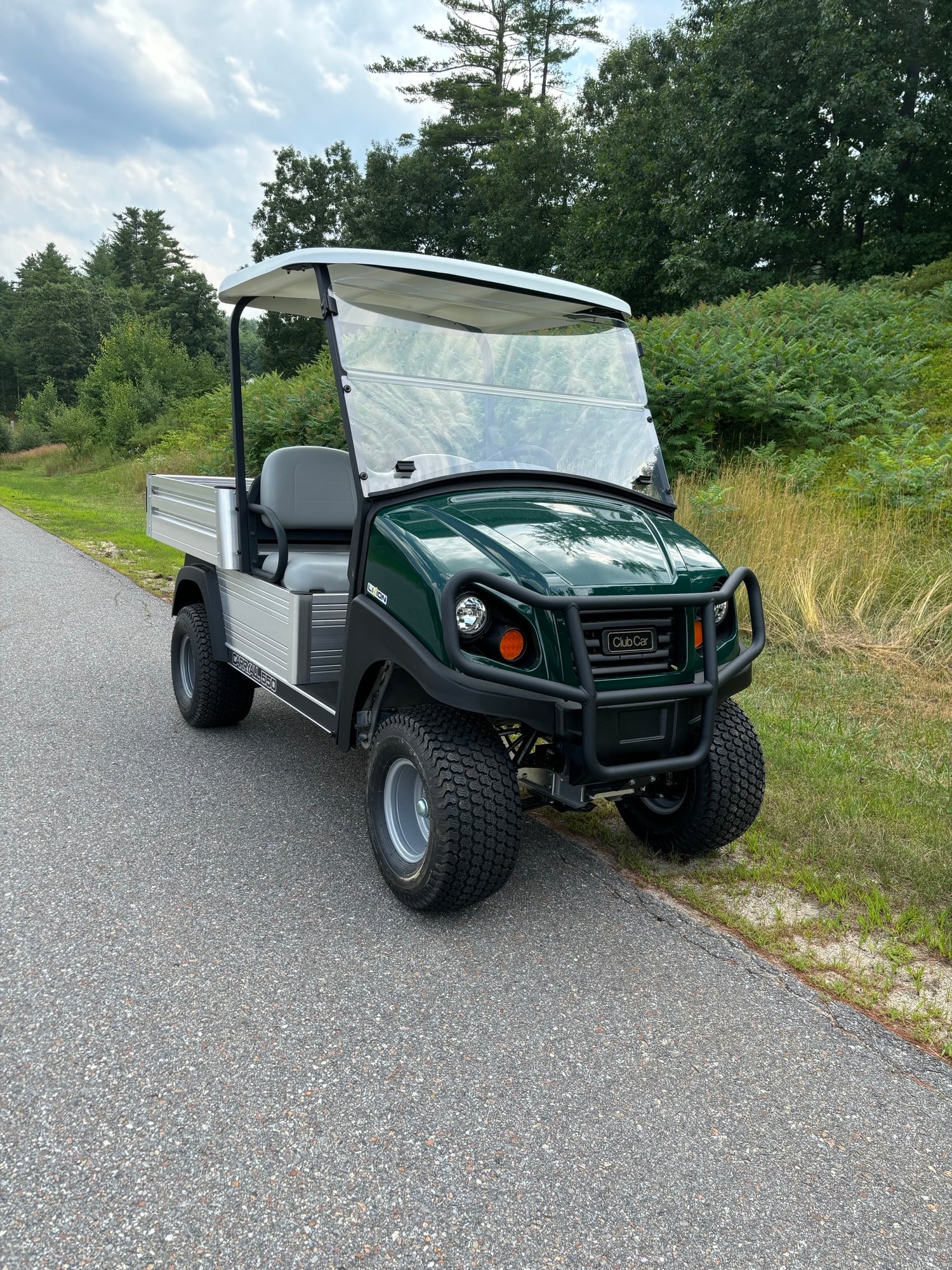 New 2024 Club Car Carryall 550 Electric LIO 2 Passangers