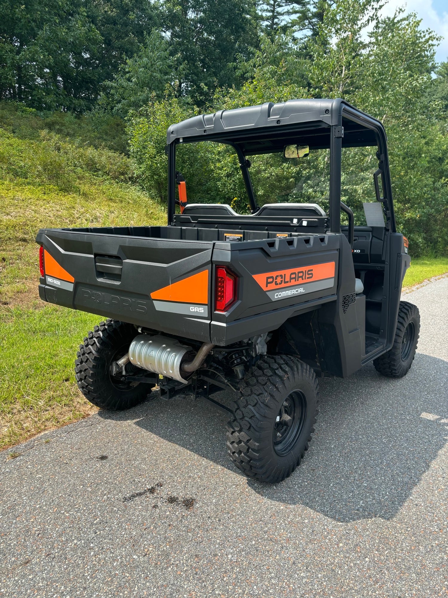 New 2023 Polaris PRO XD Mid-Size Gas 2 Passangers