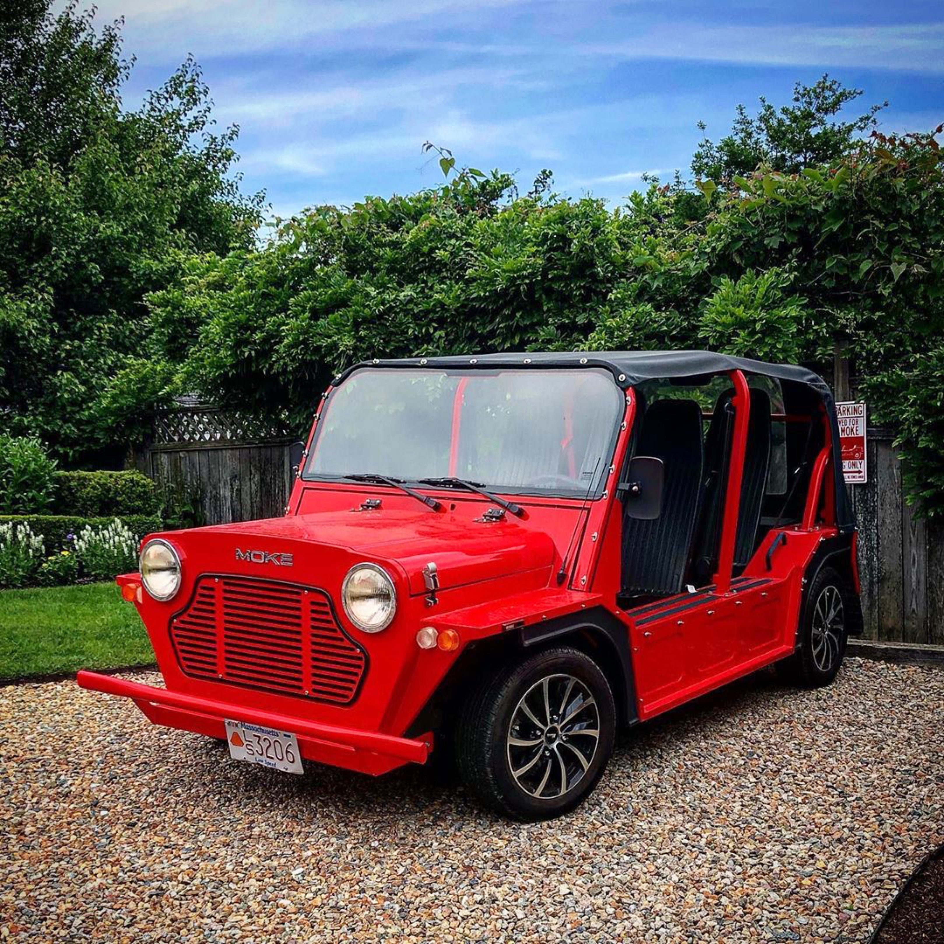 Pre-Order 2025 Moke America eMOKE Lithium Four Passenger Red