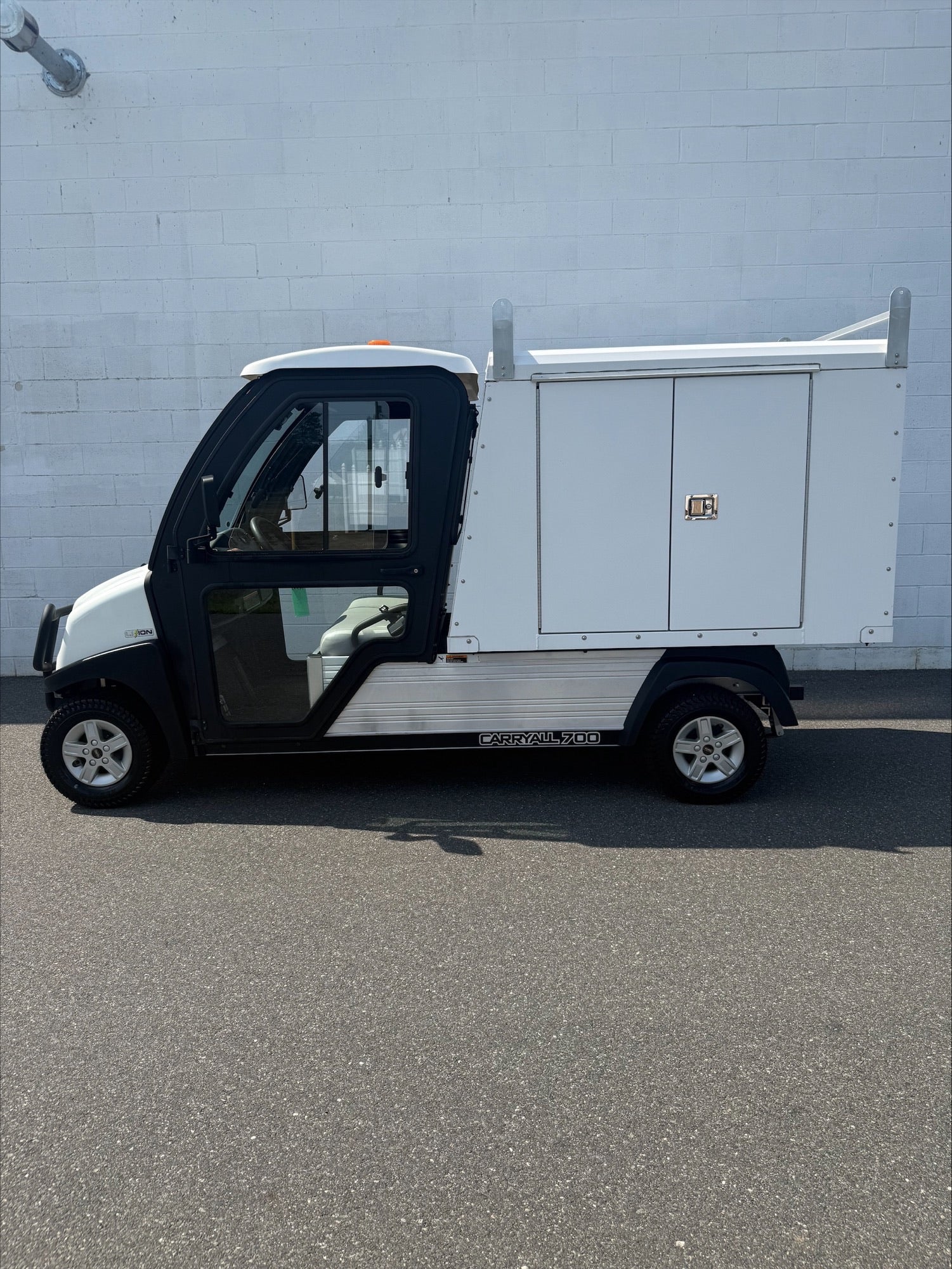 New 2023 Club Car Carryall 700 Lithium 2 Passengers