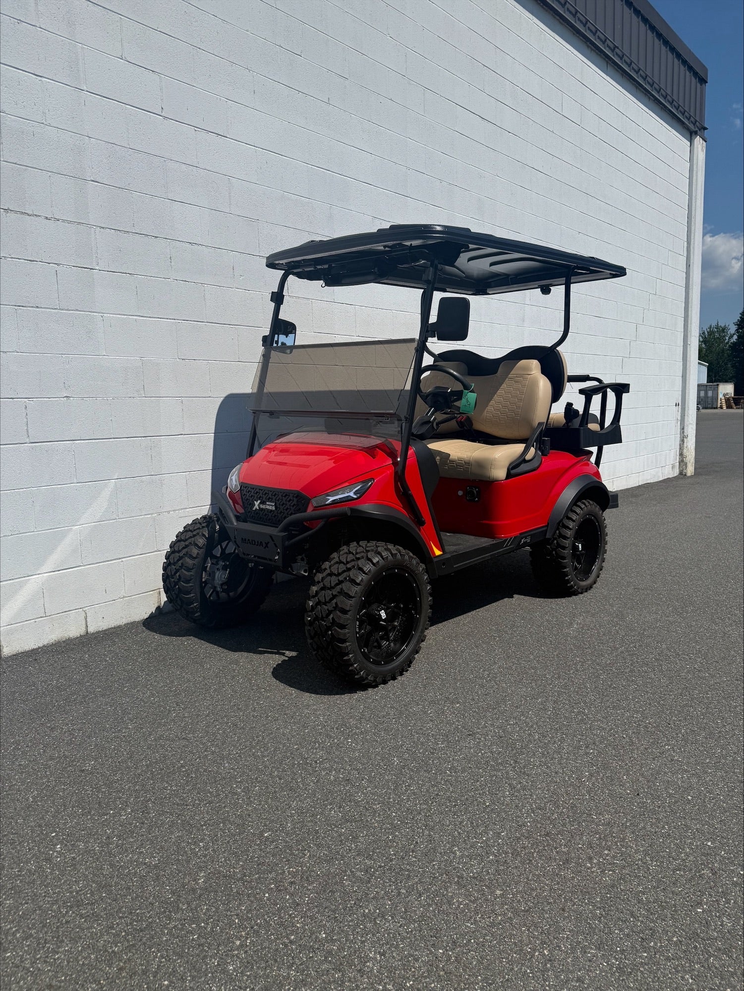 New null Madjax XSeries Lithium 4 Passengers